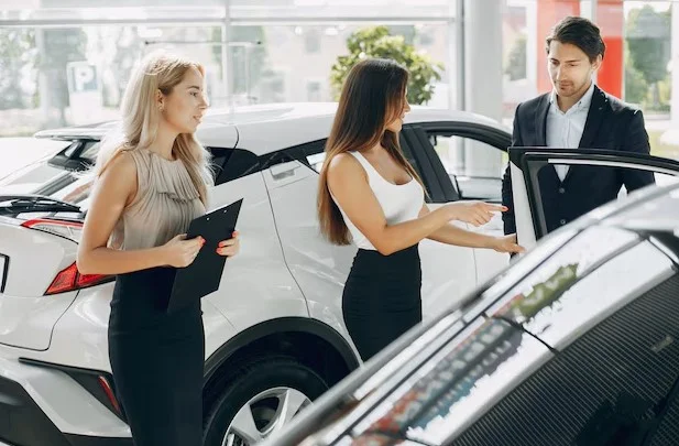 Buying a Car in Abu Dhabi? Here’s What You Need to Know